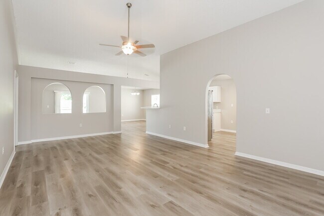 Foto del edificio - 10415 Song Sparrow Ln