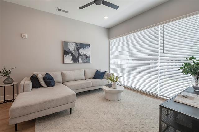 Foto del edificio - 4440 Scurry St