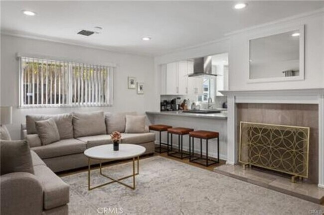 Foto del edificio - 22335 Kittridge St