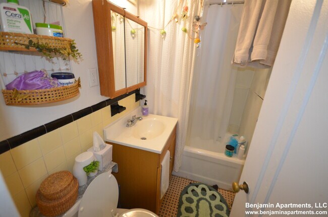 Foto del edificio - 66 Chiswick Rd