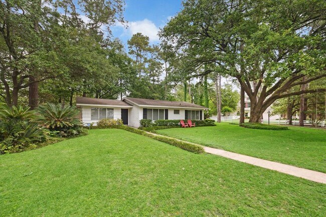 Foto del edificio - 11702 Denise Dr