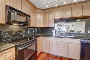 Building Photo - 2002 Granada Dr