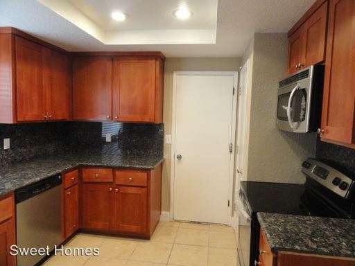 Building Photo - 1281 Rudger Way