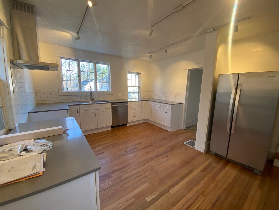 Foto principal - 313 Hudson St