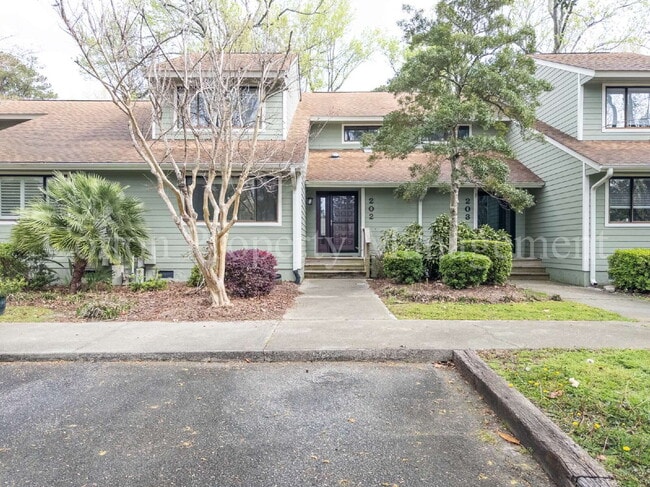 Foto del edificio - 202 Crooked Creek Rd