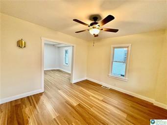 Building Photo - 1006 Center St