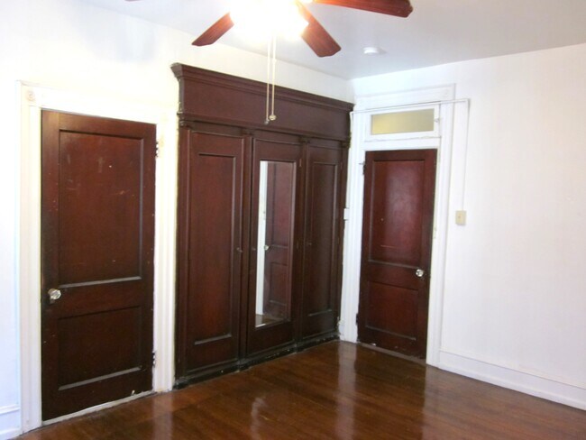 Bedroom1 closet - 1108 S 46th St