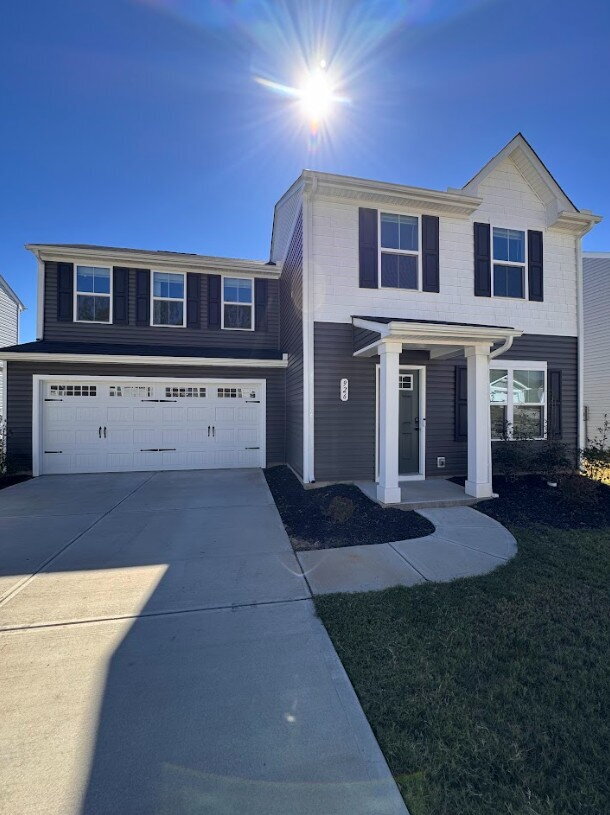 Foto principal - Charming 3-Bed, 2.5-Bath Home in Woodruff ...