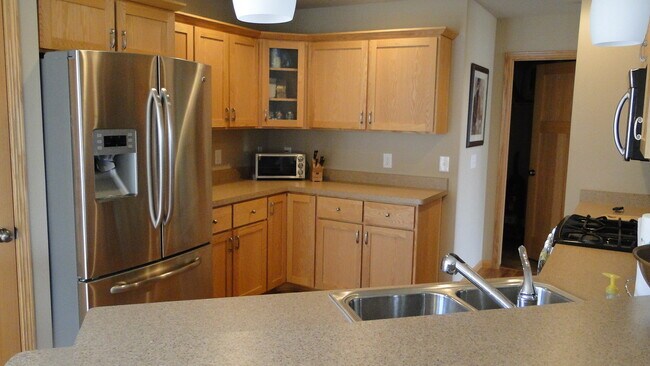 Foto del edificio - 9302 Briar Haven Dr