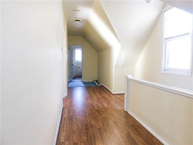 Foto del edificio - 238 Lehigh Ave