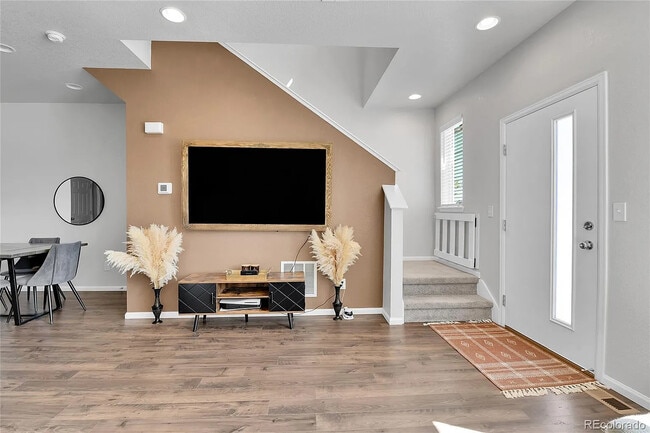 Photo - 6459 N Dunkirk St Townhome