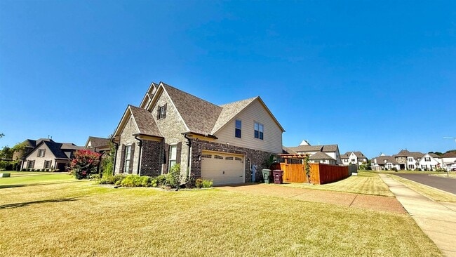 Photo - 1245 Fruited Pln Cv House