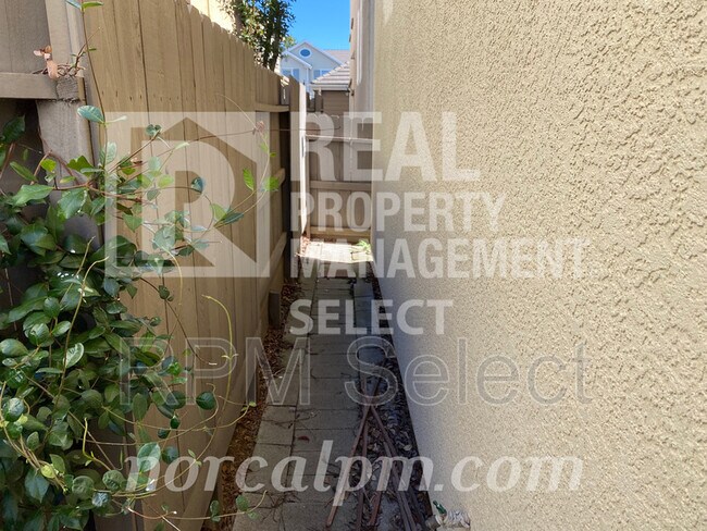 Foto del edificio - 11829 Everdell Way