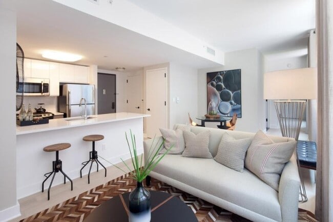 Photo - 0 bedroom in Queens NY 11101 Apartment