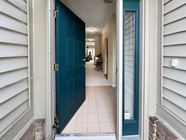 Foto del edificio - 41589 Sleepy Hollow Dr