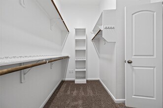 Building Photo - 305 Brock's Ct