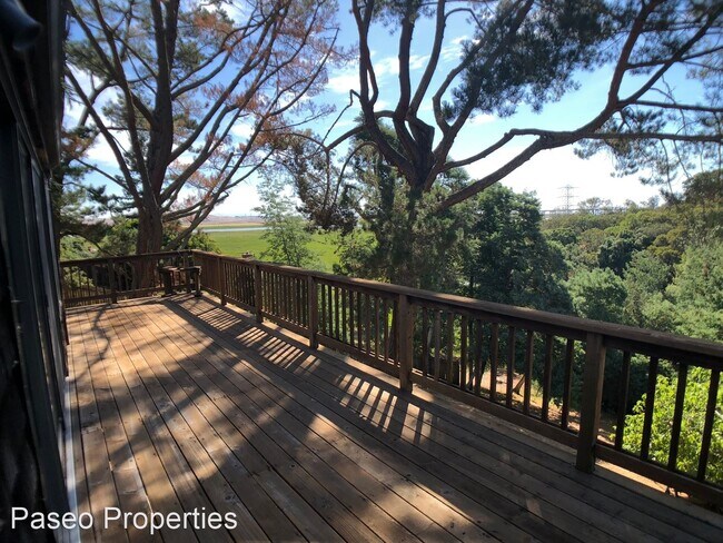 Building Photo - 3 br, 2 bath House - 8 Anton Way