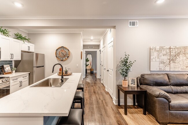 Foto principal - Pointe Grand Brick City