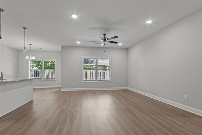 Building Photo - 1795 Stampede Cir