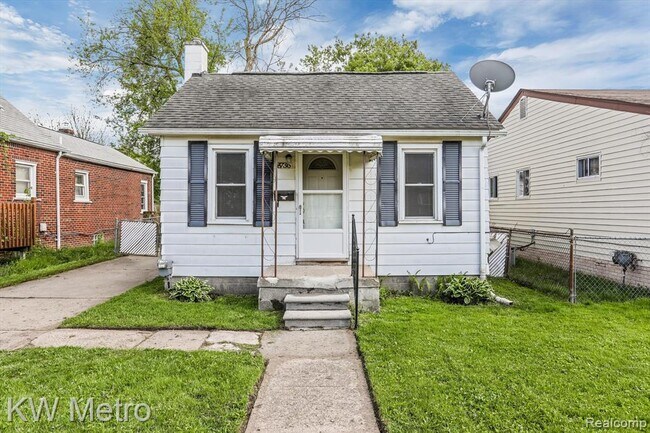 Building Photo - 8736 Studebaker Ave