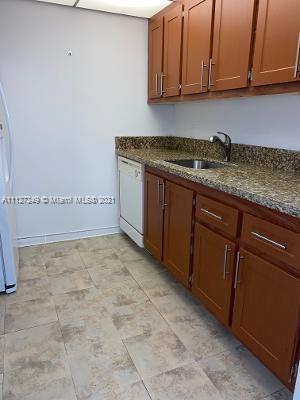 Foto del edificio - 850 SW 133rd Terrace