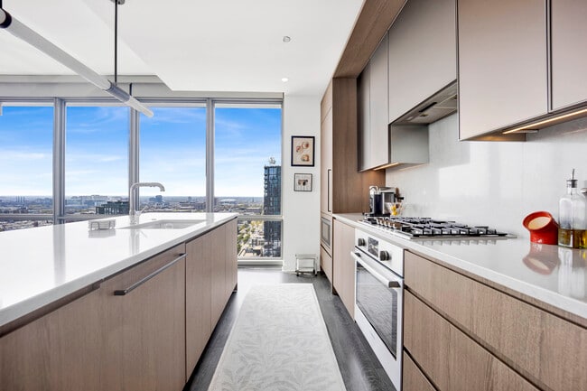 Kitchen - 164 N Peoria St