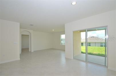 Building Photo - 2343 Canyon Oak Dr