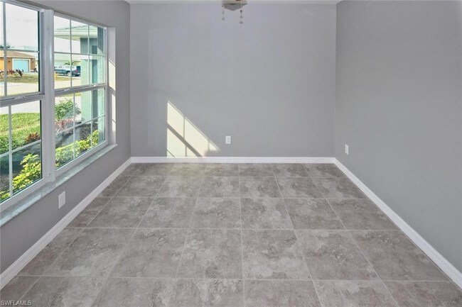 Foto del edificio - 419 SW 3rd Ct