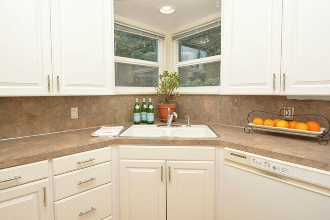 Foto del edificio - 1531 NE 98th St