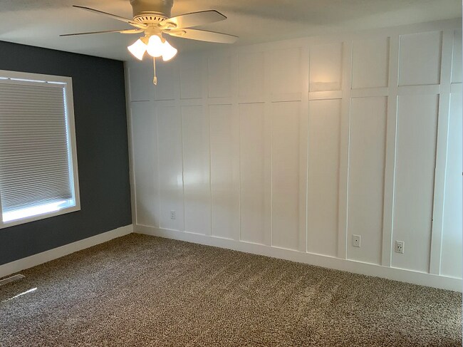 Foto del edificio - 6891 Myers Lake Ave NE