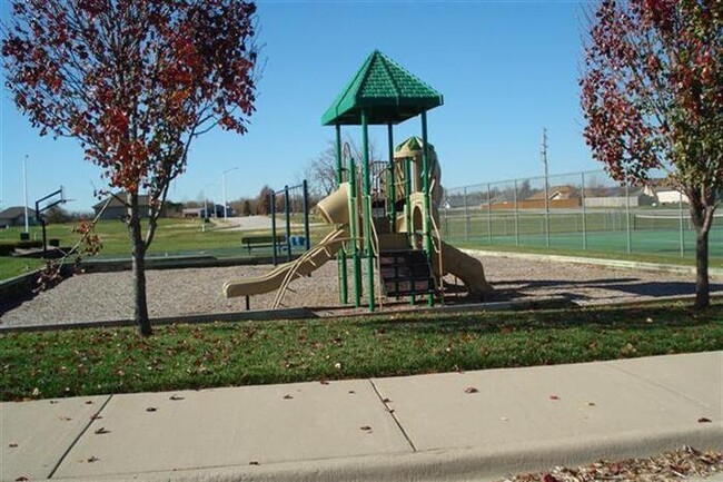 Building Photo - Great Neighborhood in Republic School System