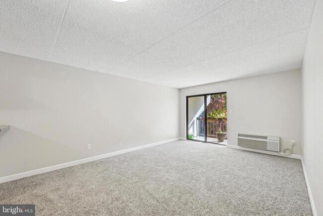 Foto del edificio - 800 Avondale Rd