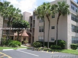 Foto del edificio - 9470 Live Oak Pl