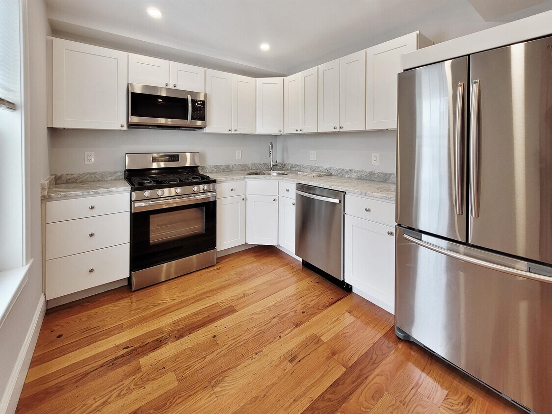 Foto principal - 127 Shirley St