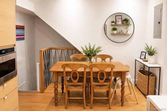 Foto del edificio - 297 Clifton Pl