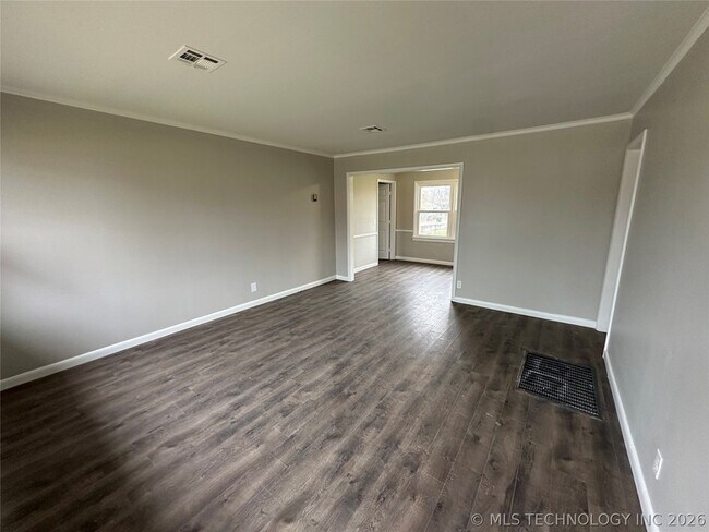 Foto del edificio - 6305 E Newton St