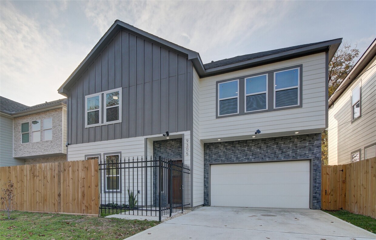 Foto principal - 9305 Tower St