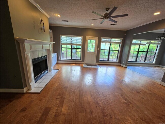 Foto del edificio - 1682 Rambling Brook Ln