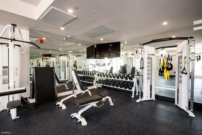 Foto del edificio - 1 br, 1 bath Apartment - 2525 West Loop S 227