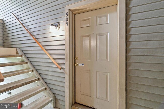 Foto del edificio - 4716 Dorsey Hall Dr