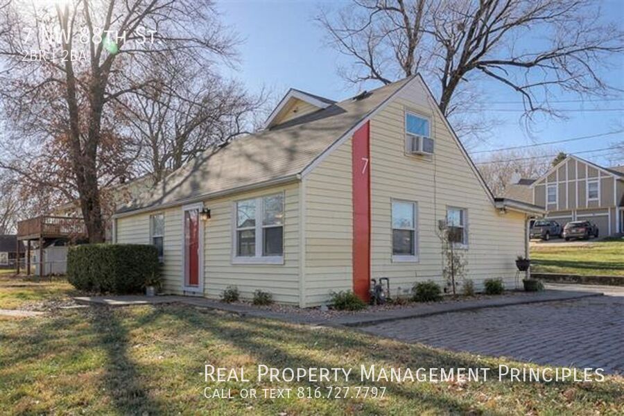 Primary Photo - 7 NW 88th St