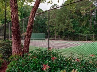 Foto principal - 701 Tuxworth Cir