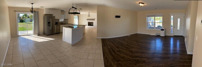 Building Photo - 5241 Thornton Ln