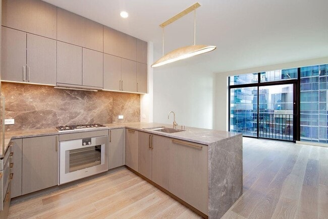 Building Photo - 202 Nueces St