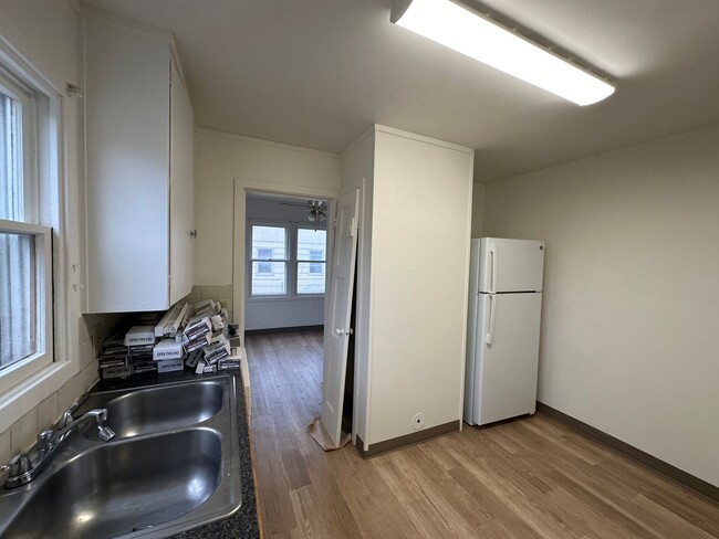 Building Photo - 1416/1418 Riche Ct