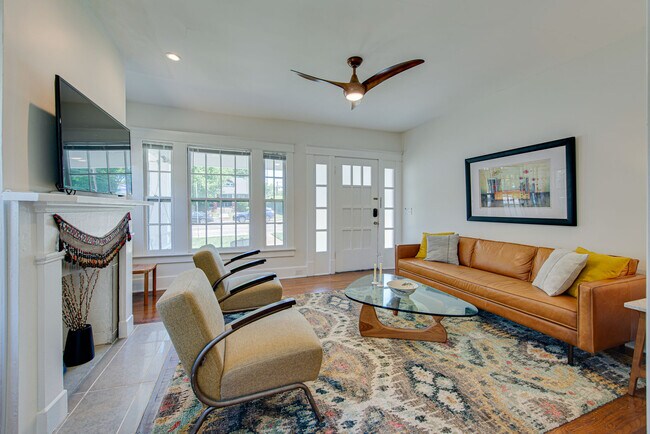 Foto del edificio - 2231 Blair Blvd