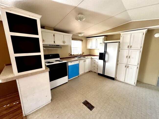 Foto del edificio - 2413 Salmon St