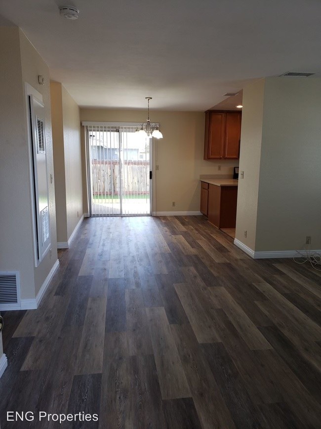 Foto del edificio - 2 br, 2 bath House - 755 S. ANZA