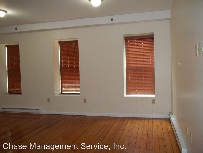 Building Photo - 181 Chestnut St