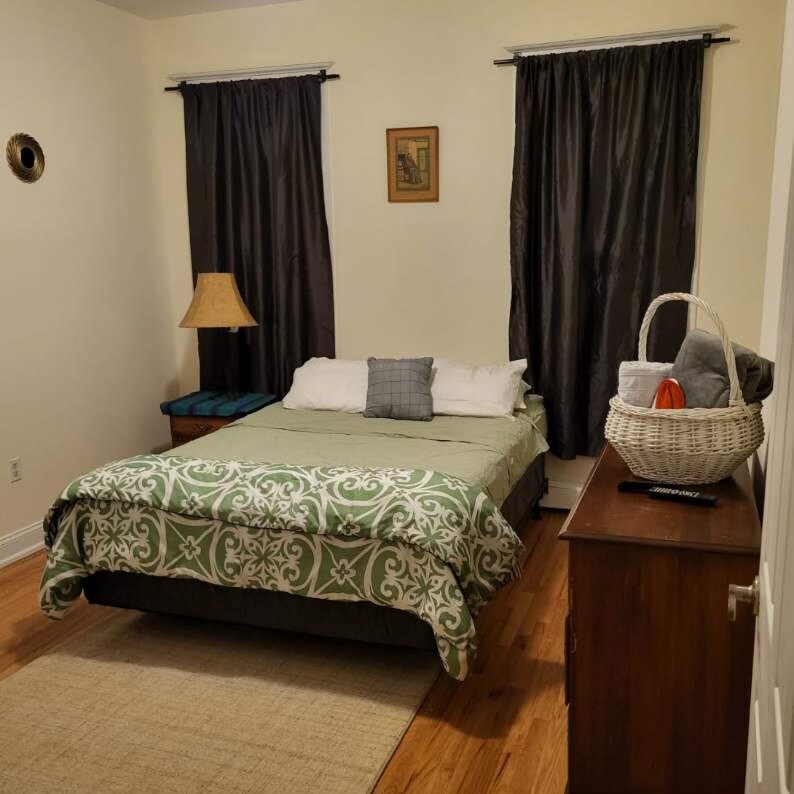 Foto principal - 1138 Summit Ave